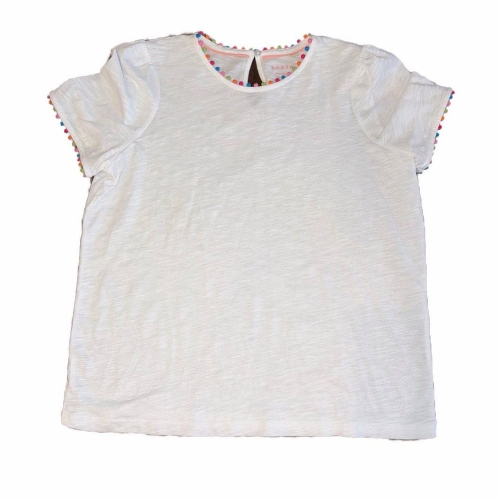 Boden women’s size 8 white shirt Pom Pom sleeves